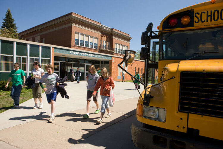 Blandin Foundation 093