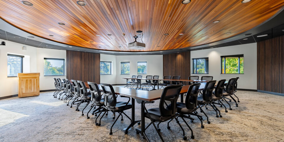stender-meeting-room-committee-meeting-layout